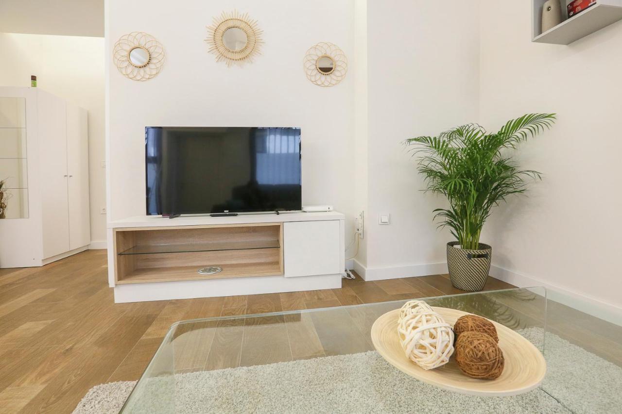 Apartamento T&L TRIANA LOFT de diseño NUEVO junto al CENTRO Sevilla Exterior foto